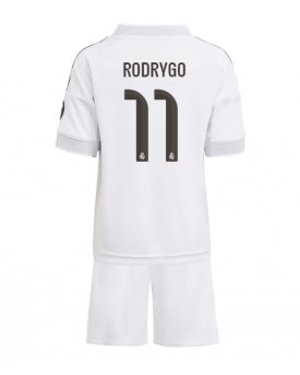 Billige Fotballdrakt Real Madrid Rodrygo Goes #11 Replika Hjemmedraktsett Barn 2025-26 Kortermet (med bukser)